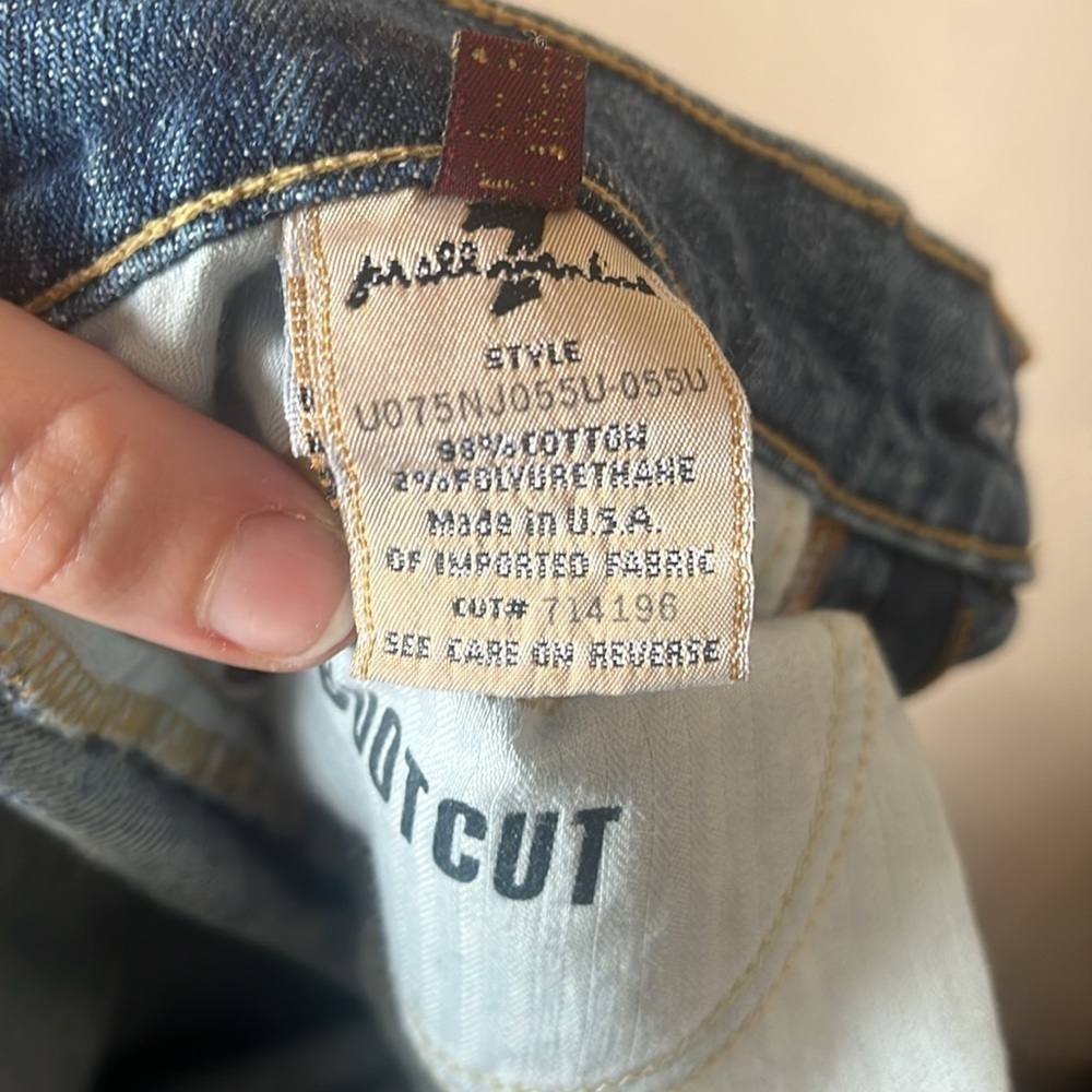 7FAM Blue Distressed Denim Lowrise Bootcut Jean Size 27 Y2K - Picture 6 of 10